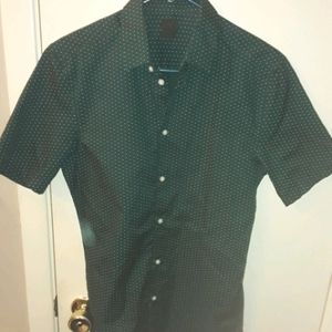 H&M Men's Slim Fit Short Sleeve Shirt Size XS